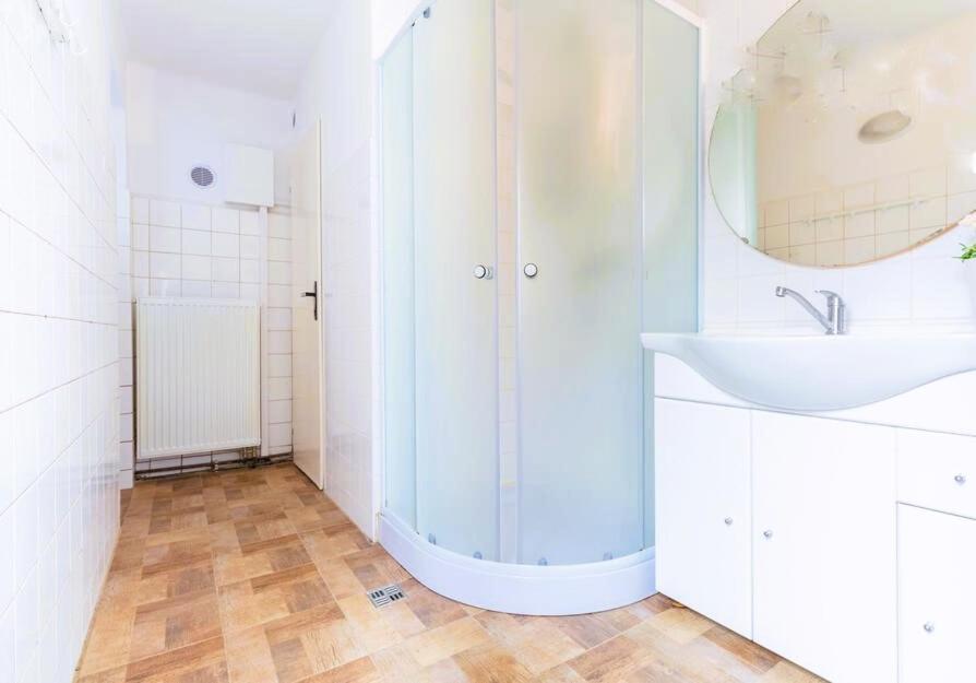 Atrium House - Netolice Lejlighed Eksteriør billede